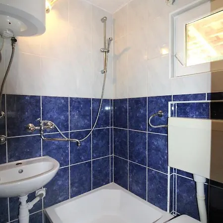 Seaside Family Friendly House With A Swimming Pool Cove Pernatice, Drvenik - 11590 Holiday home Veliki Drvenik