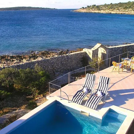 Holiday home Seaside Family Friendly House With A Swimming Pool Cove Pernatice, Drvenik - 11590 Veliki Drvenik