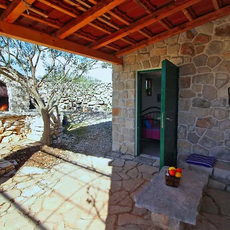 Holiday home Seaside Family Friendly House With A Swimming Pool Cove Pernatice, Drvenik - 11590 Veliki Drvenik